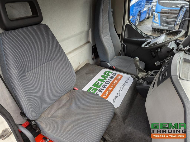 Kravas automašīna refrižerators Volvo FL290 4x2 Dagcab Euro5 18T - Handgeschakeld - Koel-VriesBak 8.40M - Frigo Block - Laadklep 1500KG: foto 16