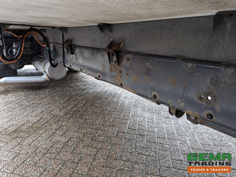 Kravas automašīna refrižerators Volvo FL290 4x2 Dagcab Euro5 18T - Handgeschakeld - Koel-VriesBak 8.40M - Frigo Block - Laadklep 1500KG: foto 19