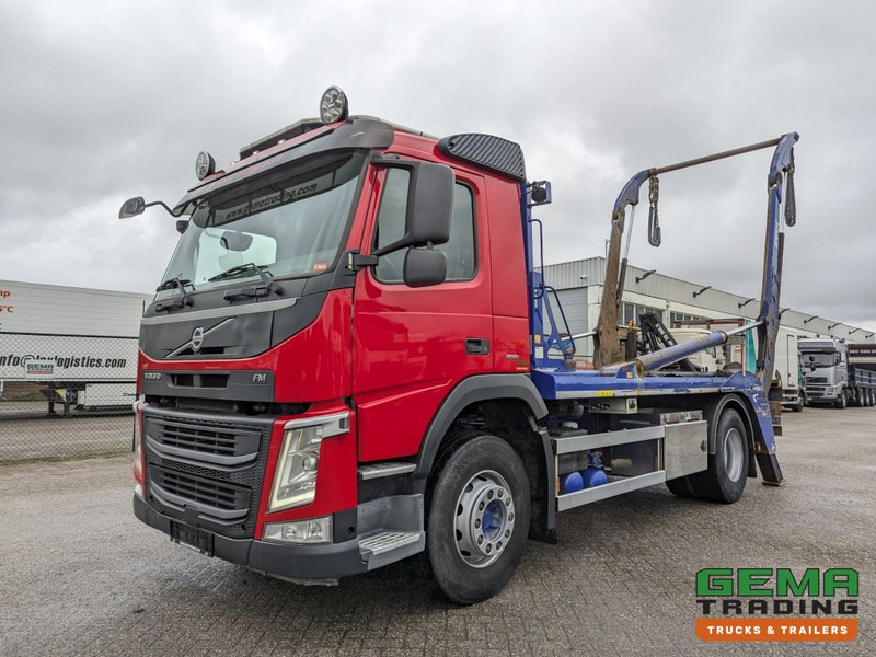 Volvo FM330 4x2 Daycab Euro6 JOAB PortaalSysteem 14T - Extendable - 251.000km - Būvgružu konteineru vedējs: foto 1 Volvo FM330 4x2 Daycab Euro6 JOAB PortaalSysteem 14T - Extendable - 251.000km - Būvgružu konteineru vedējs: foto 1