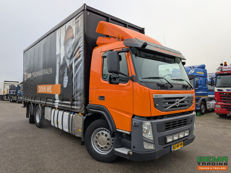 Volvo FM330 6x2/4 Daycab Euro5 EEV - SchuifzeilenBak 6.7m. - KooiAap Aansluiting - HH Vloer - Rongen - Kravas automašīna ar tentu: foto 2 Volvo FM330 6x2/4 Daycab Euro5 EEV - SchuifzeilenBak 6.7m. - KooiAap Aansluiting - HH Vloer - Rongen - Kravas automašīna ar tentu: foto 2