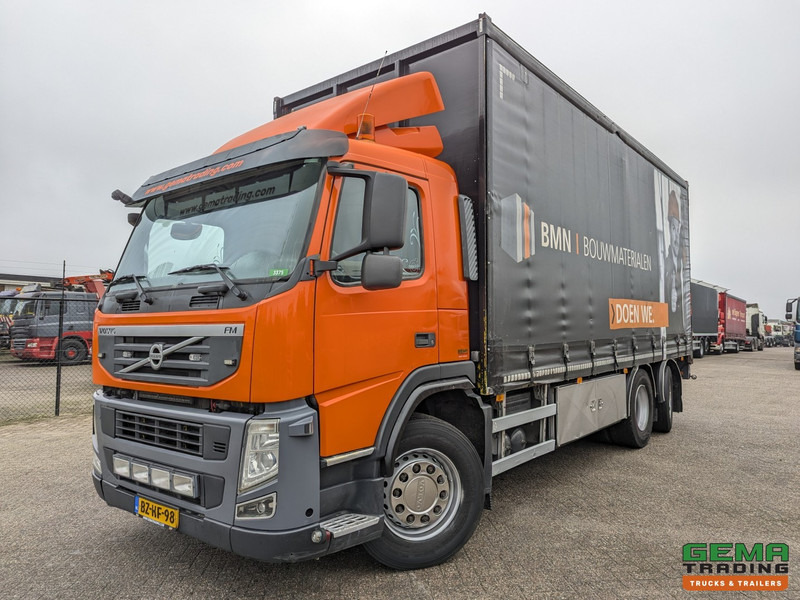 Volvo FM330 6x2/4 Daycab Euro5 EEV - SchuifzeilenBak 6.7m. - KooiAap Aansluiting - HH Vloer - Rongen - Kravas automašīna ar tentu: foto 1 Volvo FM330 6x2/4 Daycab Euro5 EEV - SchuifzeilenBak 6.7m. - KooiAap Aansluiting - HH Vloer - Rongen - Kravas automašīna ar tentu: foto 1
