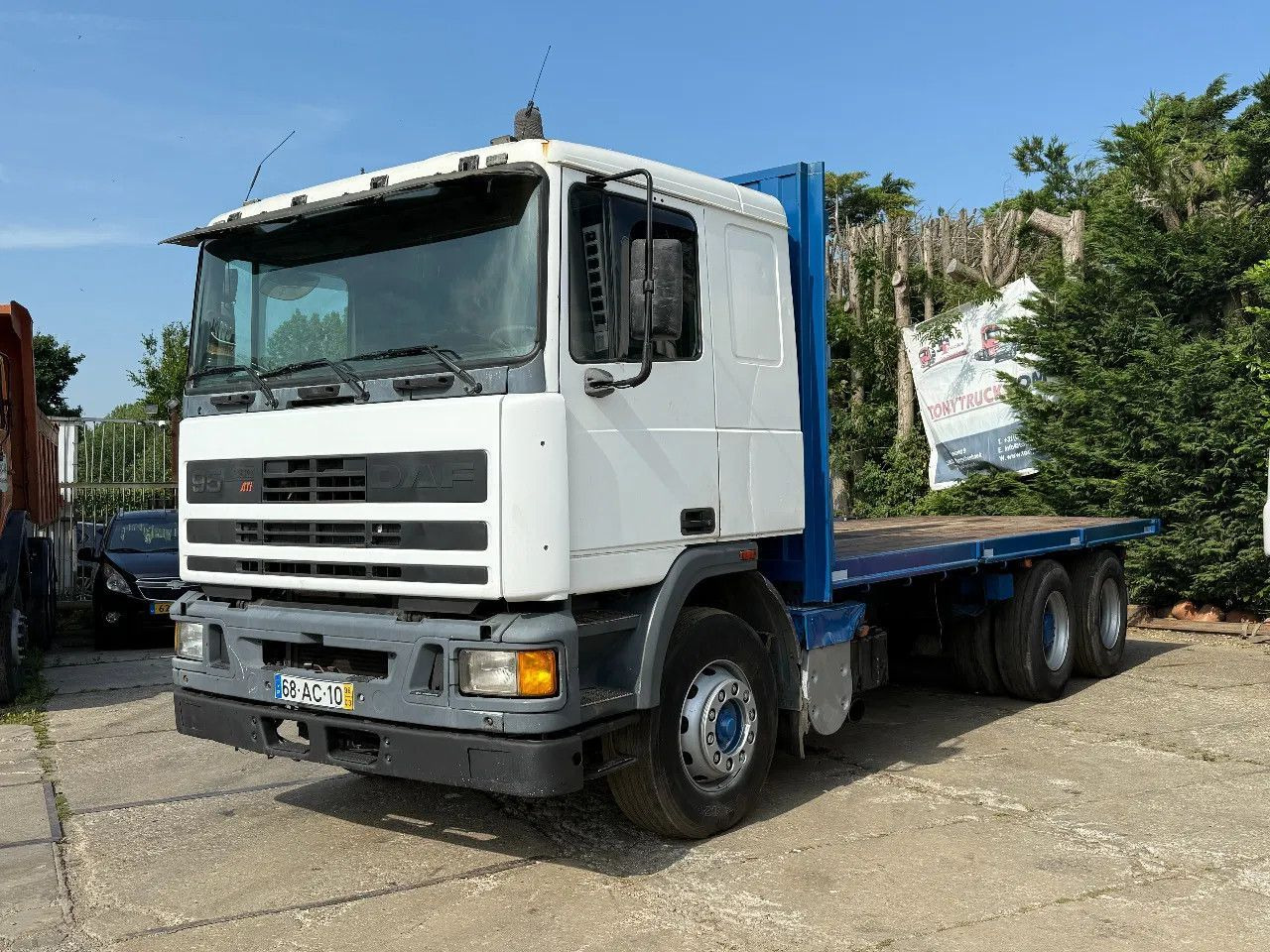 DAF 95.360 ATI 6X2 Chassis ZF Manual Gearbox - Bortu kravas automašīna/ Platforma: foto 2 DAF 95.360 ATI 6X2 Chassis ZF Manual Gearbox - Bortu kravas automašīna/ Platforma: foto 2