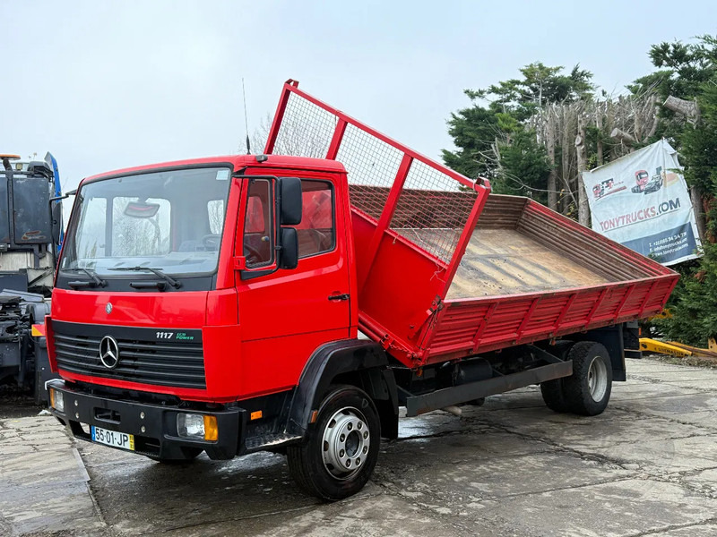 Mercedes-Benz 1117 4X2 Spring/Spring Tipper 6 Gear manual*New condition* - Kravas automašīna pašizgāzējs: foto 2 Mercedes-Benz 1117 4X2 Spring/Spring Tipper 6 Gear manual*New condition* - Kravas automašīna pašizgāzējs: foto 2