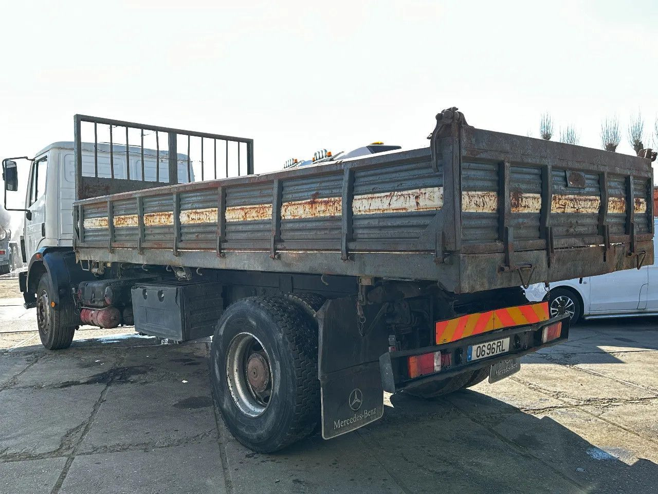 Kravas automašīna pašizgāzējs Mercedes-Benz SK 1733 V6 4X2 Tipper Spring/Spring EPS Manual G: foto 20