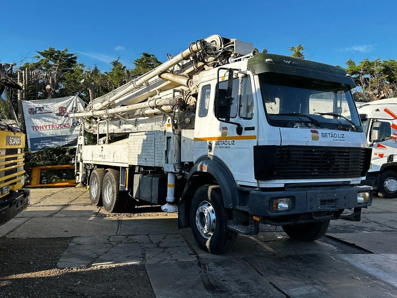 Mercedes-Benz SK 2631 6X4 LSB 36M BETONPOMP 370 BAR Mercedes-Benz SK 2631 6X4 LSB 36M BETONPOMP 370 BAR - Betona sūknis ar mikseri: foto 1 Mercedes-Benz SK 2631 6X4 LSB 36M BETONPOMP 370 BAR Mercedes-Benz SK 2631 6X4 LSB 36M BETONPOMP 370 BAR - Betona sūknis ar mikseri: foto 1
