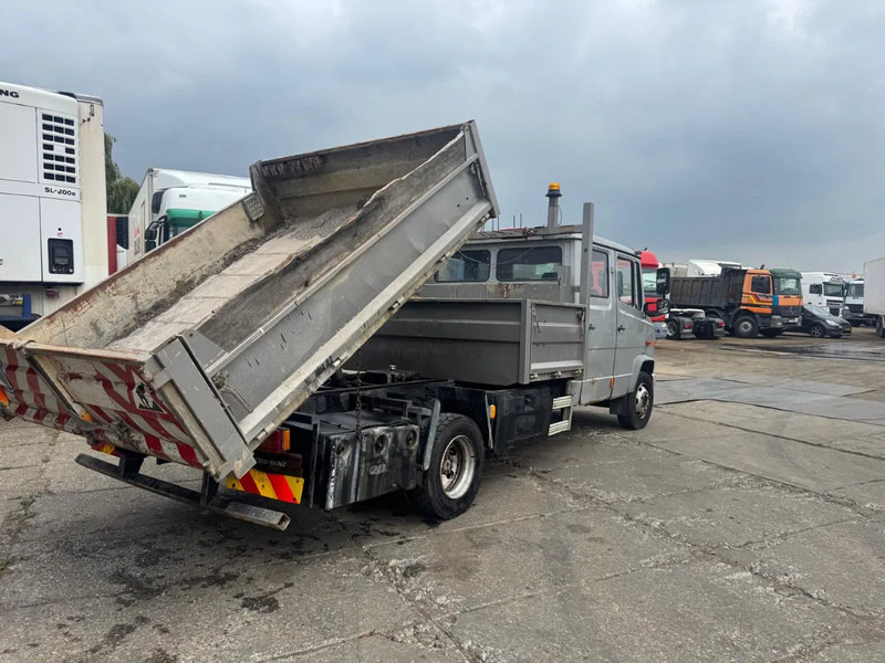 Mercedes-Benz VARIO 815 4X2 Dubbel cabine Tipper Spring/Spring Manual Gear - Kravas automašīna pašizgāzējs: foto 4 Mercedes-Benz VARIO 815 4X2 Dubbel cabine Tipper Spring/Spring Manual Gear - Kravas automašīna pašizgāzējs: foto 4