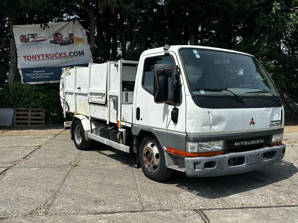 Mitsubishi Canter GARBAGE TRUCK SPRING/SPRING MANUAL GEARBO - Atkritumu vedējs: foto 1 Mitsubishi Canter GARBAGE TRUCK SPRING/SPRING MANUAL GEARBO - Atkritumu vedējs: foto 1