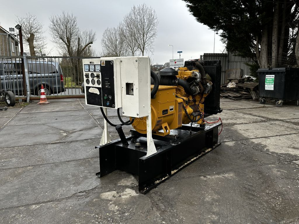 Olympian 60KVA Generator 3 Phase Olympian 60KVA Generator 3 Phase - Elektroģenerators: foto 2 Olympian 60KVA Generator 3 Phase Olympian 60KVA Generator 3 Phase - Elektroģenerators: foto 2