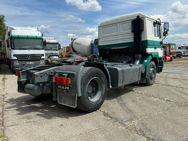 MAN 19.403 4X2 Tractor-unit Spring/Air ZF Manual Gear Low cabine - Vilcējs: foto 4 MAN 19.403 4X2 Tractor-unit Spring/Air ZF Manual Gear Low cabine - Vilcējs: foto 4
