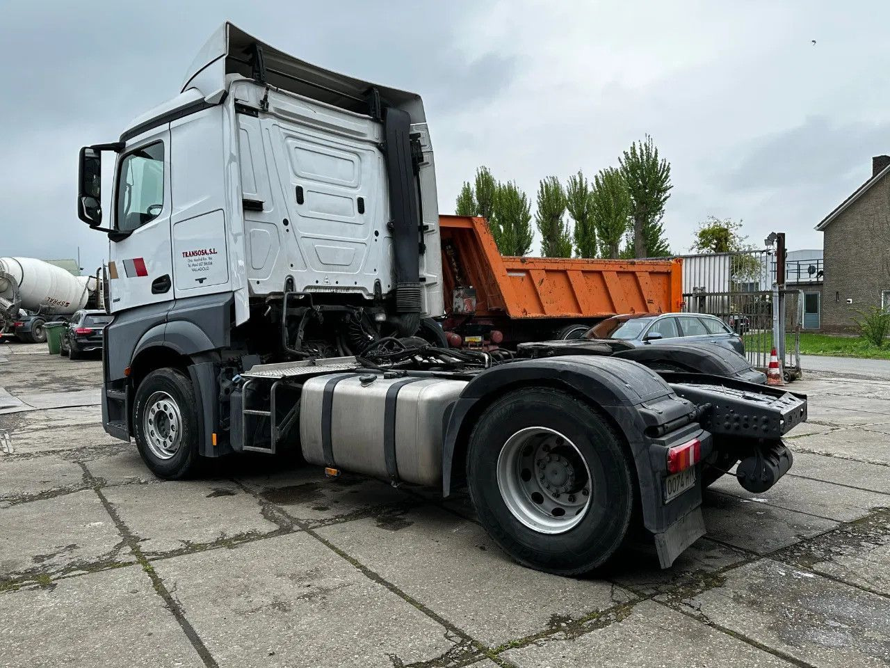 Mercedes-Benz Actros 1851 4X2 Tractor-unit Spring/Air Retarder - Vilcējs: foto 3 Mercedes-Benz Actros 1851 4X2 Tractor-unit Spring/Air Retarder - Vilcējs: foto 3