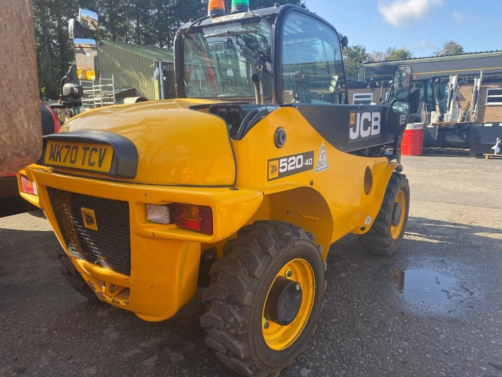 JCB 520-40 - Teleskopiskais iekrāvējs: foto 5 JCB 520-40 - Teleskopiskais iekrāvējs: foto 5