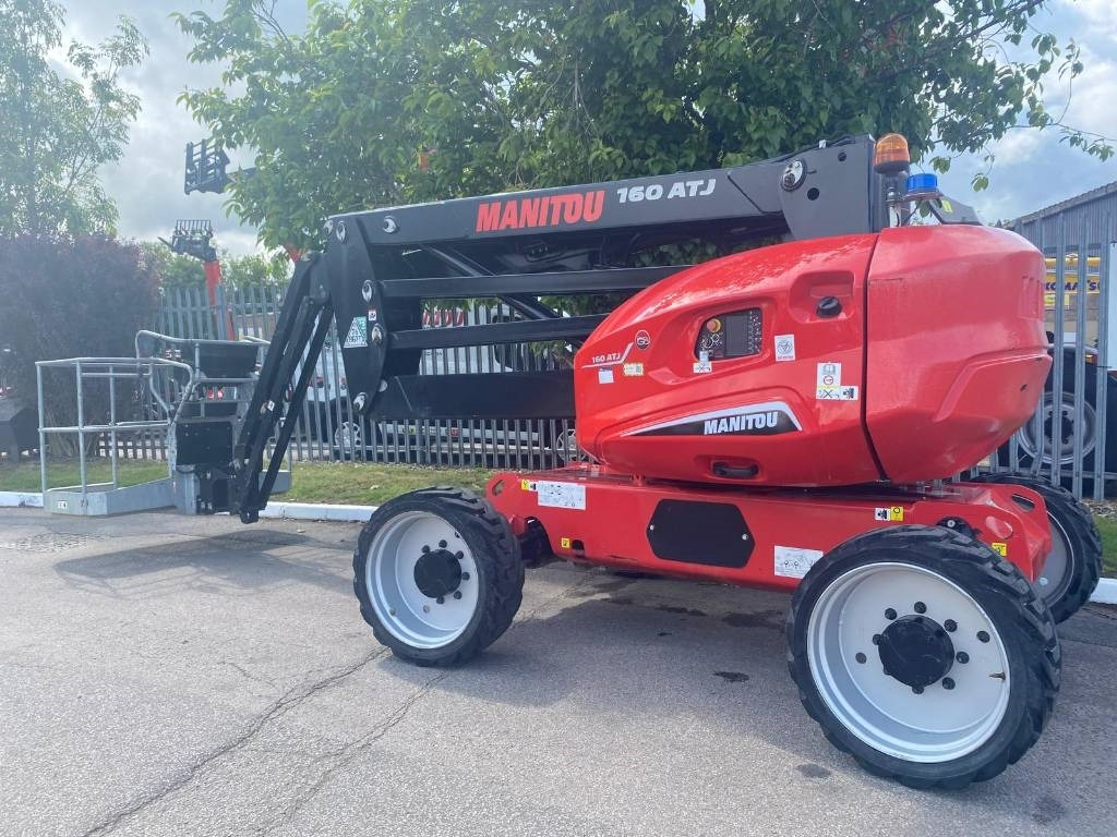 Manitou 160 ATJ - Izlices pacēlājs: foto 1 Manitou 160 ATJ - Izlices pacēlājs: foto 1