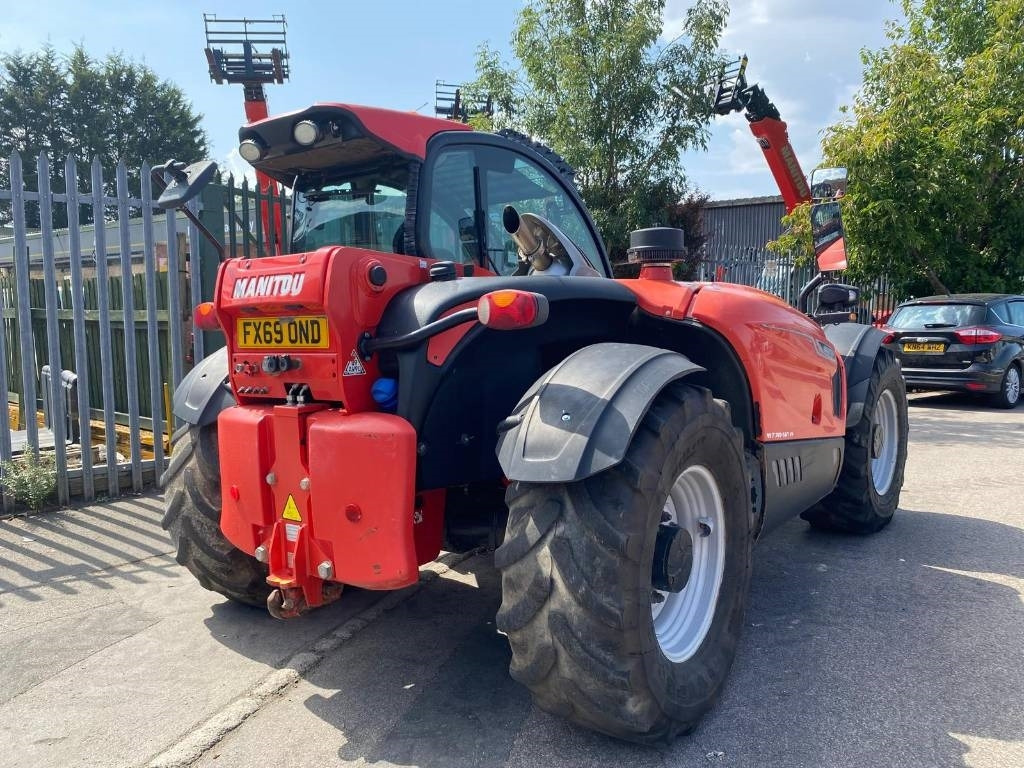Manitou MLT 741 - Teleskopiskais iekrāvējs: foto 4 Manitou MLT 741 - Teleskopiskais iekrāvējs: foto 4
