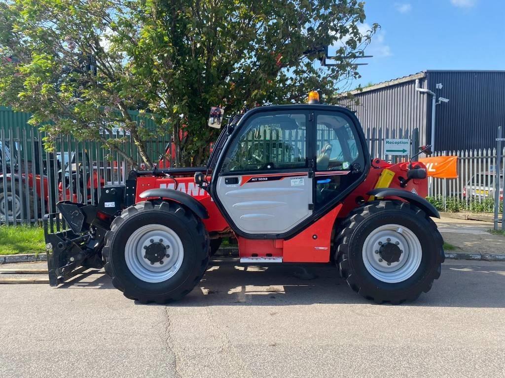 Manitou MT 1033 - Teleskopiskais iekrāvējs: foto 4 Manitou MT 1033 - Teleskopiskais iekrāvējs: foto 4