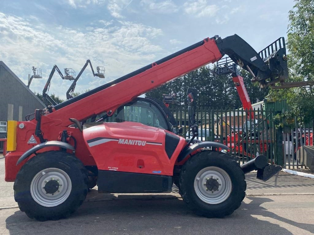 Manitou MT 1335 - Teleskopiskais iekrāvējs: foto 1 Manitou MT 1335 - Teleskopiskais iekrāvējs: foto 1