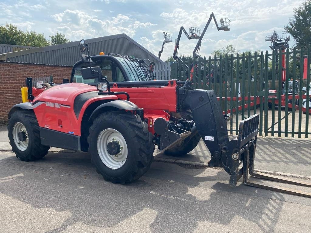 Manitou MT 1335 - Teleskopiskais iekrāvējs: foto 1 Manitou MT 1335 - Teleskopiskais iekrāvējs: foto 1