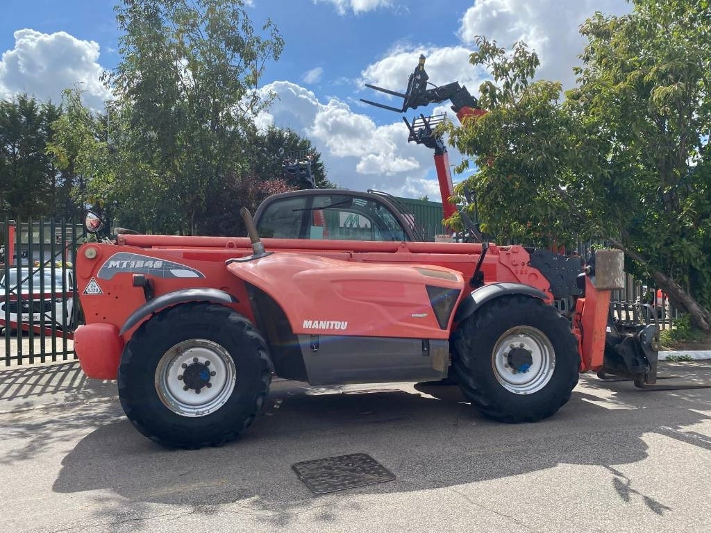 Manitou MT 1840 - Teleskopiskais iekrāvējs: foto 5 Manitou MT 1840 - Teleskopiskais iekrāvējs: foto 5