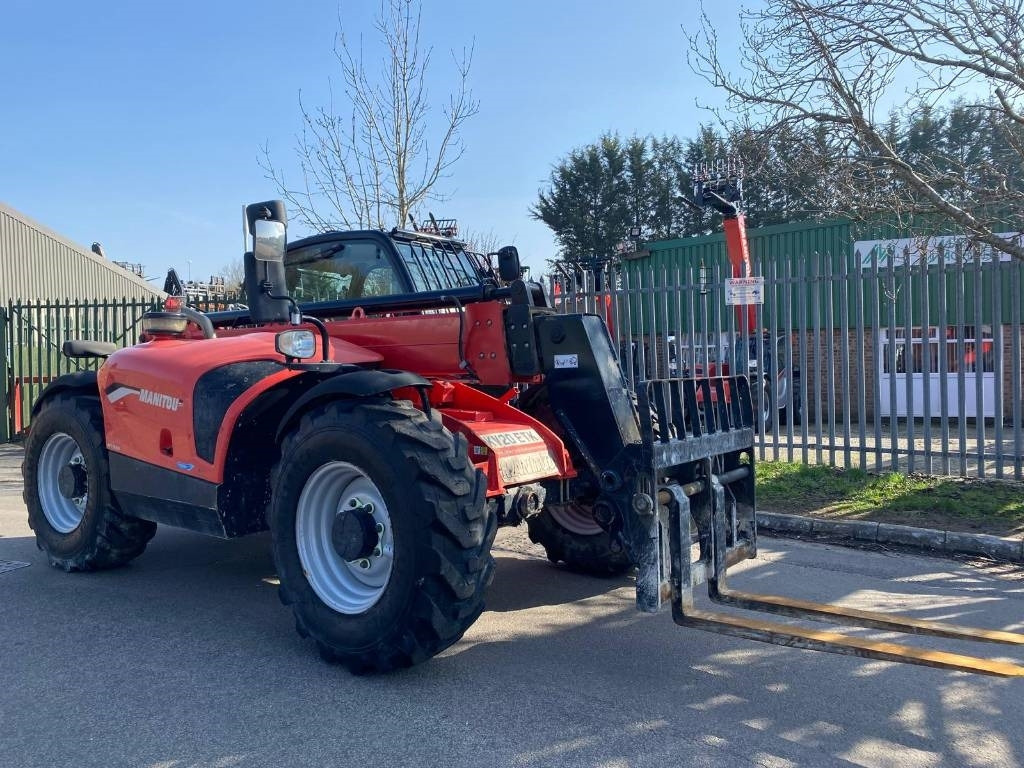 Manitou MT 933 Easy - Teleskopiskais iekrāvējs: foto 1 Manitou MT 933 Easy - Teleskopiskais iekrāvējs: foto 1