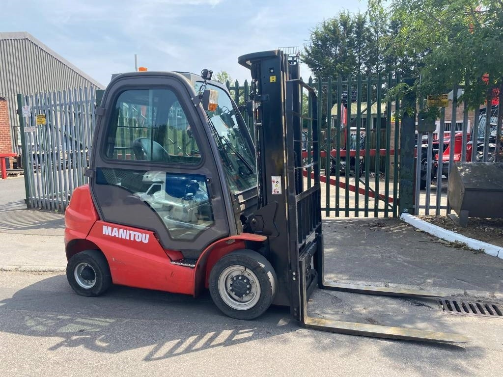 Dīzeļiekrāvējs Manitou Mi25D: foto 16