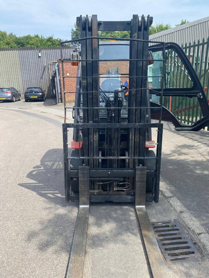 Manitou Mi25D - Dīzeļiekrāvējs: foto 4 Manitou Mi25D - Dīzeļiekrāvējs: foto 4