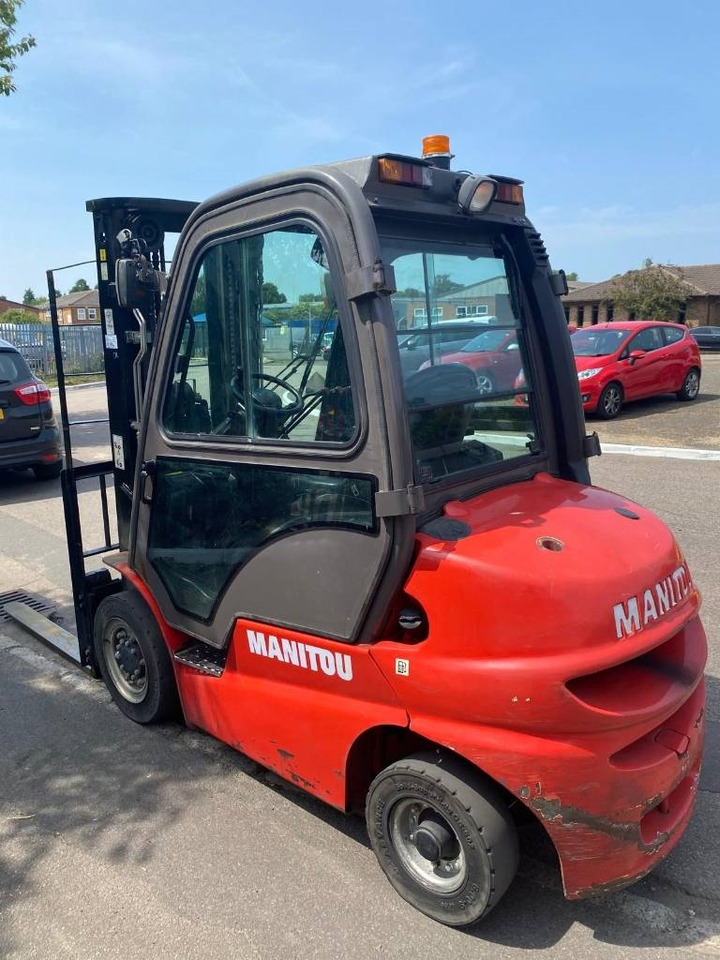 Dīzeļiekrāvējs Manitou Mi25D: foto 9