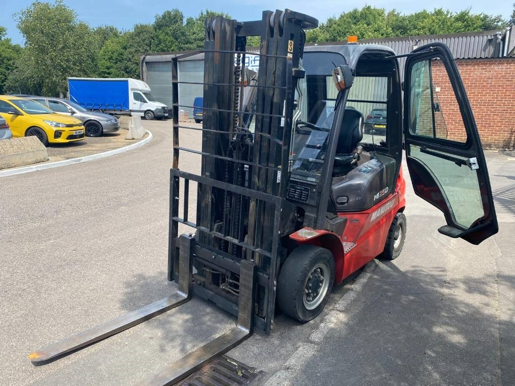 Manitou Mi25D - Dīzeļiekrāvējs: foto 5 Manitou Mi25D - Dīzeļiekrāvējs: foto 5