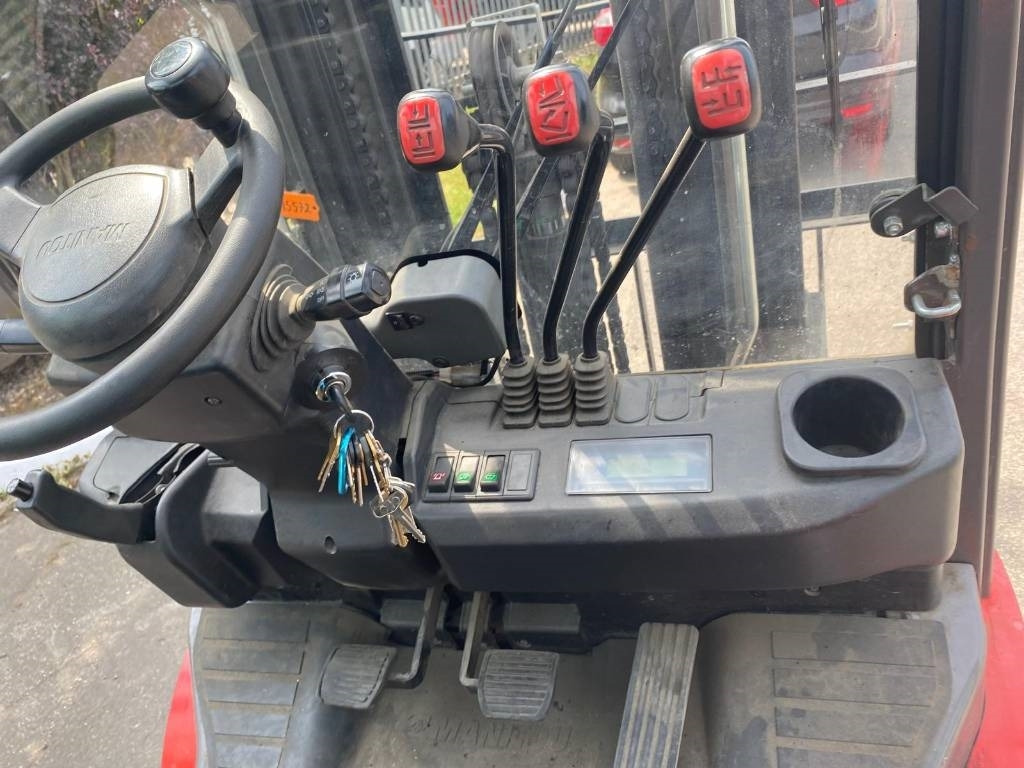 Dīzeļiekrāvējs Manitou Mi25D: foto 23