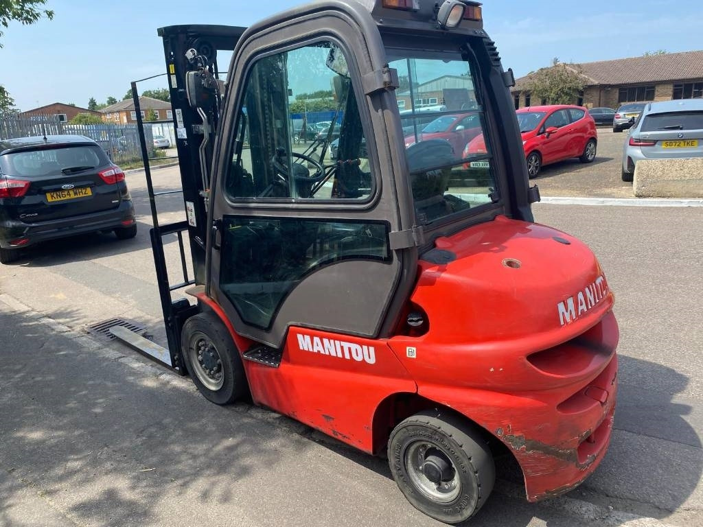 Dīzeļiekrāvējs Manitou Mi25D: foto 13