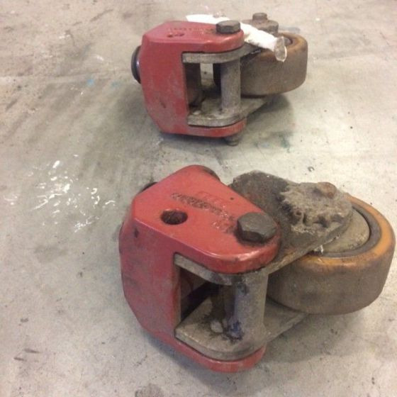 2xSupport Wheel for Komatsu MWP18-1R - Stūres iekārta - Iekraušanas tehnika: foto 3 2xSupport Wheel for Komatsu MWP18-1R - Stūres iekārta - Iekraušanas tehnika: foto 3