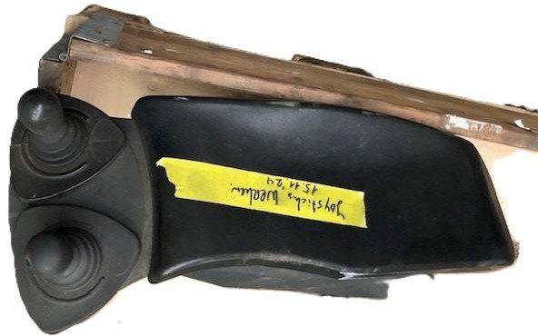 Armrest for Linde / 336-02/ - Elektrosistēma - Iekraušanas tehnika: foto 2 Armrest for Linde / 336-02/ - Elektrosistēma - Iekraušanas tehnika: foto 2