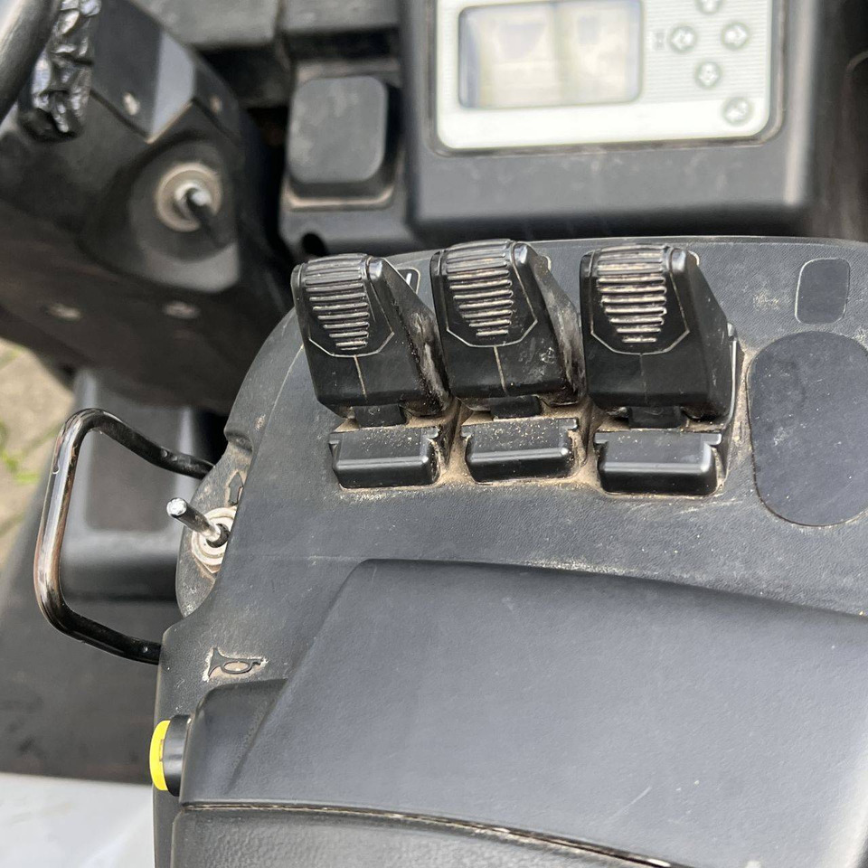 Elektroiekrāvējs Atlet ET18 (A1N1): foto 6 Elektroiekrāvējs Atlet ET18 (A1N1): foto 6