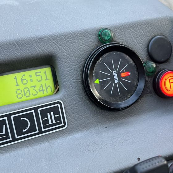 Atlet UFS200DTFVRF850 - Četru pušu autokrāvējs: foto 4 Atlet UFS200DTFVRF850 - Četru pušu autokrāvējs: foto 4