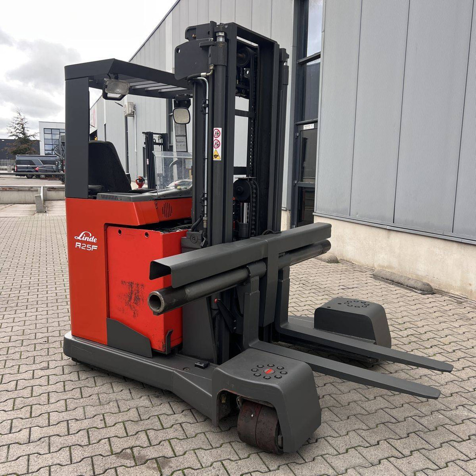 Atlet UFS250DTFVRG450 - Četru pušu autokrāvējs: foto 3 Atlet UFS250DTFVRG450 - Četru pušu autokrāvējs: foto 3