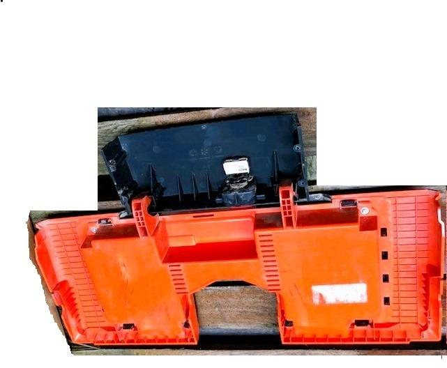 Battery cover for BT - Rāmis/ Šasija - Iekraušanas tehnika: foto 3 Battery cover for BT - Rāmis/ Šasija - Iekraušanas tehnika: foto 3