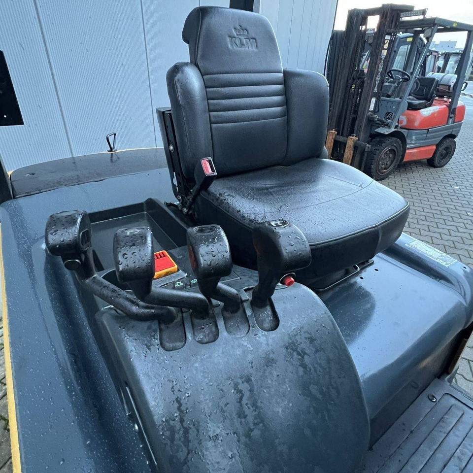 Elektroiekrāvējs Caterpillar EP50: foto 6