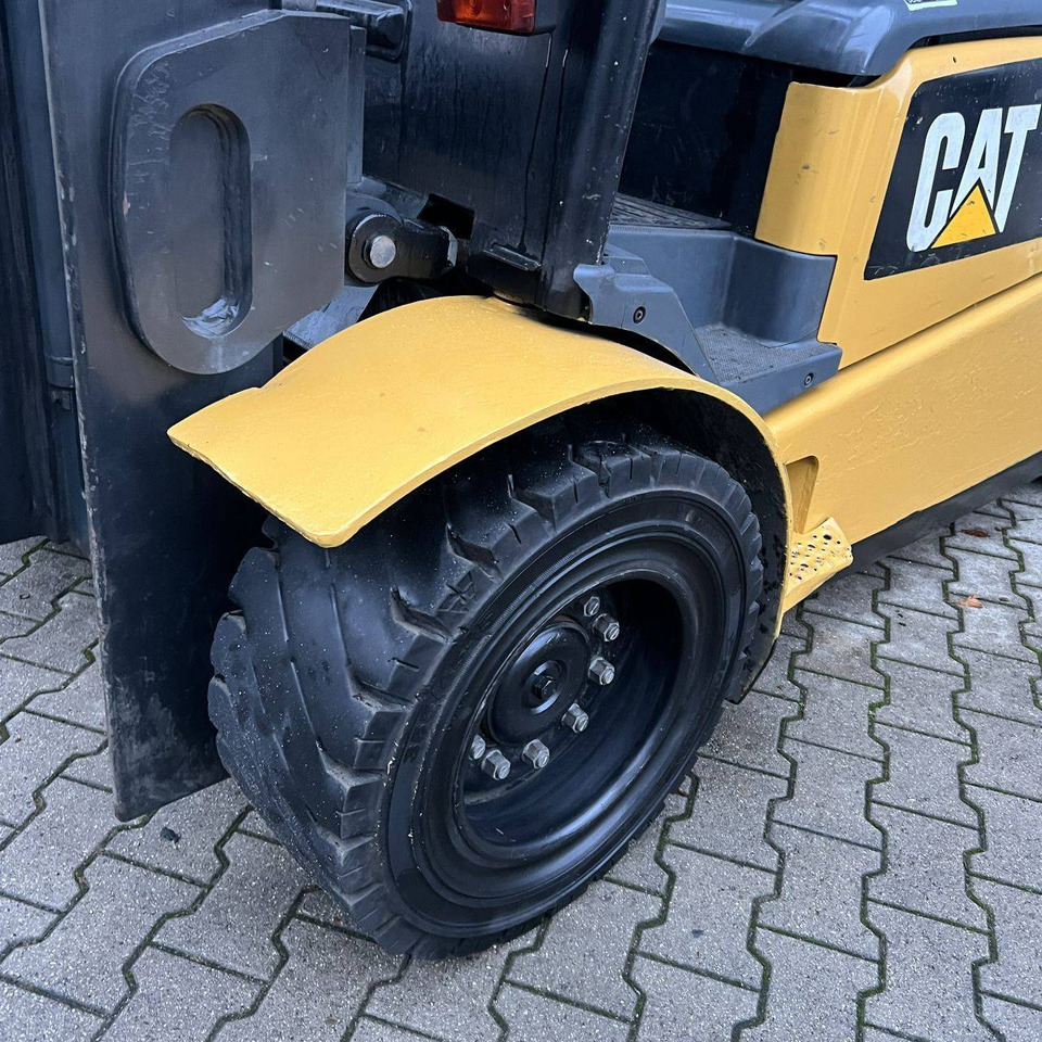 Elektroiekrāvējs Caterpillar EP50: foto 15