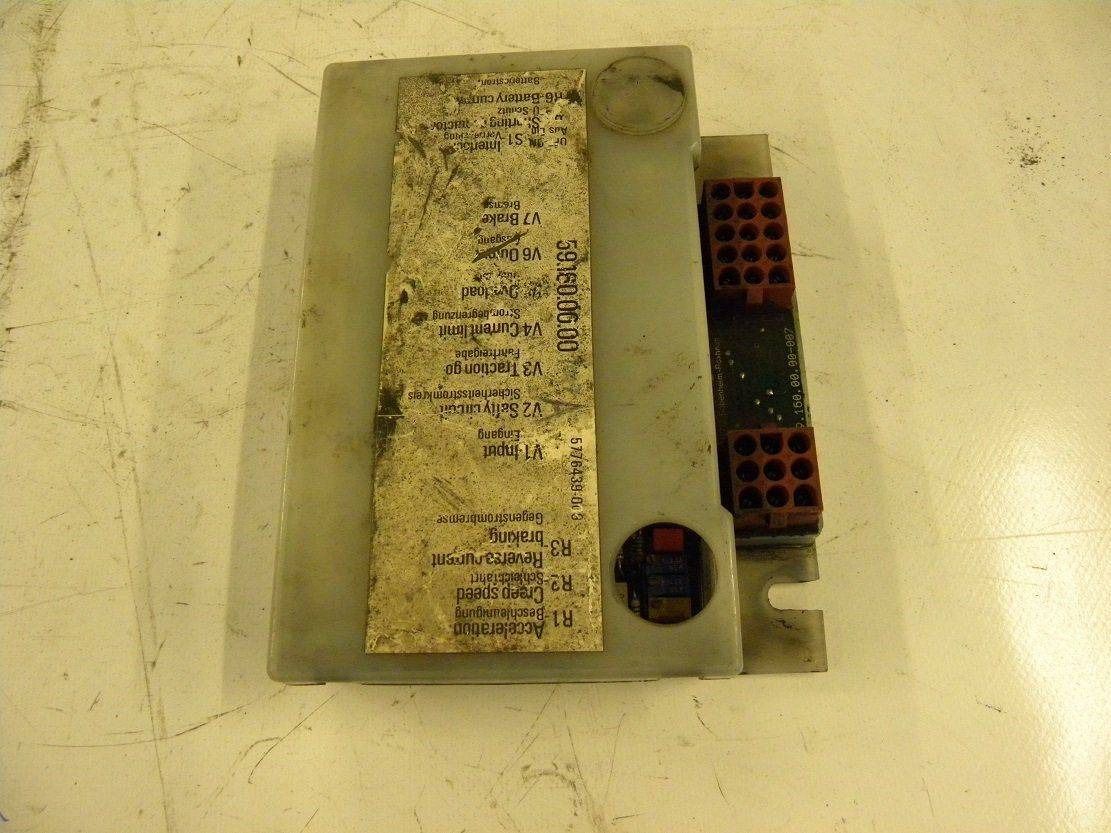 Control Module From Lansing - Elektroniskais vadības bloks (ECU) - Iekraušanas tehnika: foto 1 Control Module From Lansing - Elektroniskais vadības bloks (ECU) - Iekraušanas tehnika: foto 1