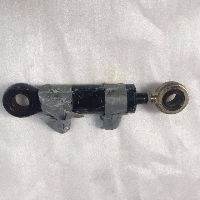 Cylinder for Jungheinrich ETV 216 - Hidrauliskais cilindrs - Iekraušanas tehnika: foto 1 Cylinder for Jungheinrich ETV 216 - Hidrauliskais cilindrs - Iekraušanas tehnika: foto 1