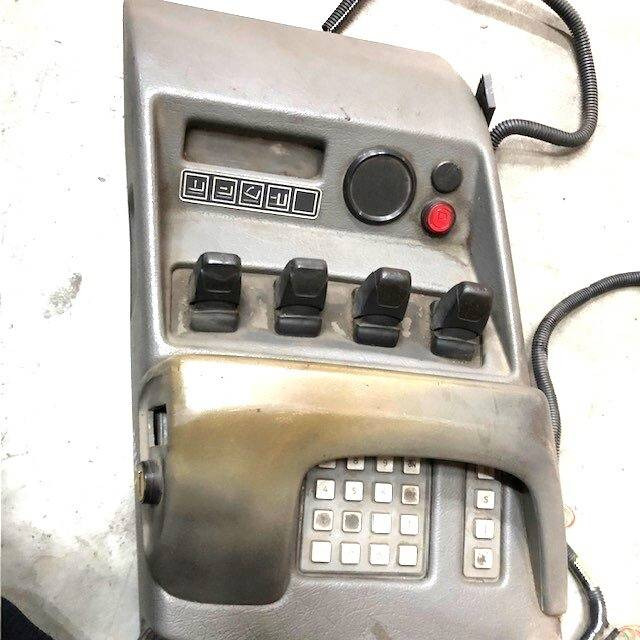 Dashboard for Atlet UNS - Mērinstrumentu panelis - Iekraušanas tehnika: foto 2 Dashboard for Atlet UNS - Mērinstrumentu panelis - Iekraušanas tehnika: foto 2