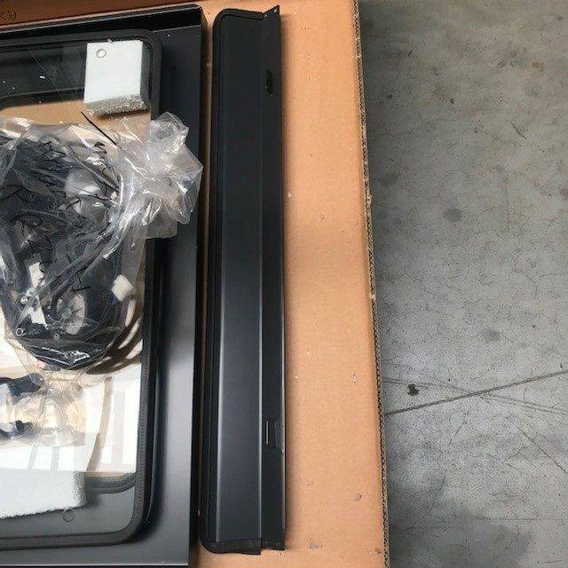 FRONT + ROOF PANEL FOR KOMATSU - Logs un rezerves daļas - Iekraušanas tehnika: foto 4 FRONT + ROOF PANEL FOR KOMATSU - Logs un rezerves daļas - Iekraušanas tehnika: foto 4