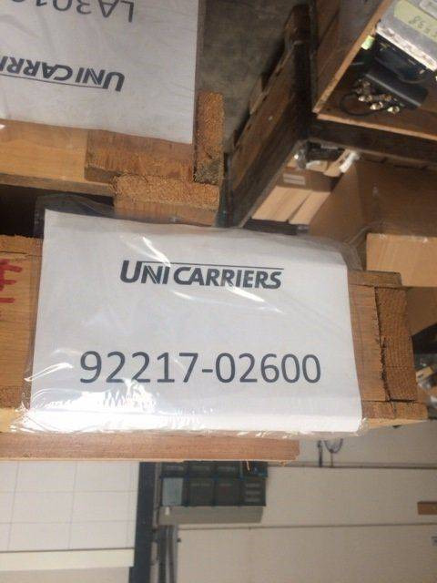 Glass front for Caterpillar / Mitsubishi - Logs un rezerves daļas - Iekraušanas tehnika: foto 3 Glass front for Caterpillar / Mitsubishi - Logs un rezerves daļas - Iekraušanas tehnika: foto 3