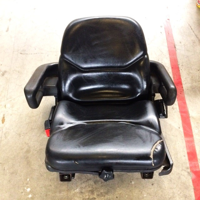 HYSTER seat for forklift - Kabīne un interjers - Autokrāvējs: foto 1 HYSTER seat for forklift - Kabīne un interjers - Autokrāvējs: foto 1