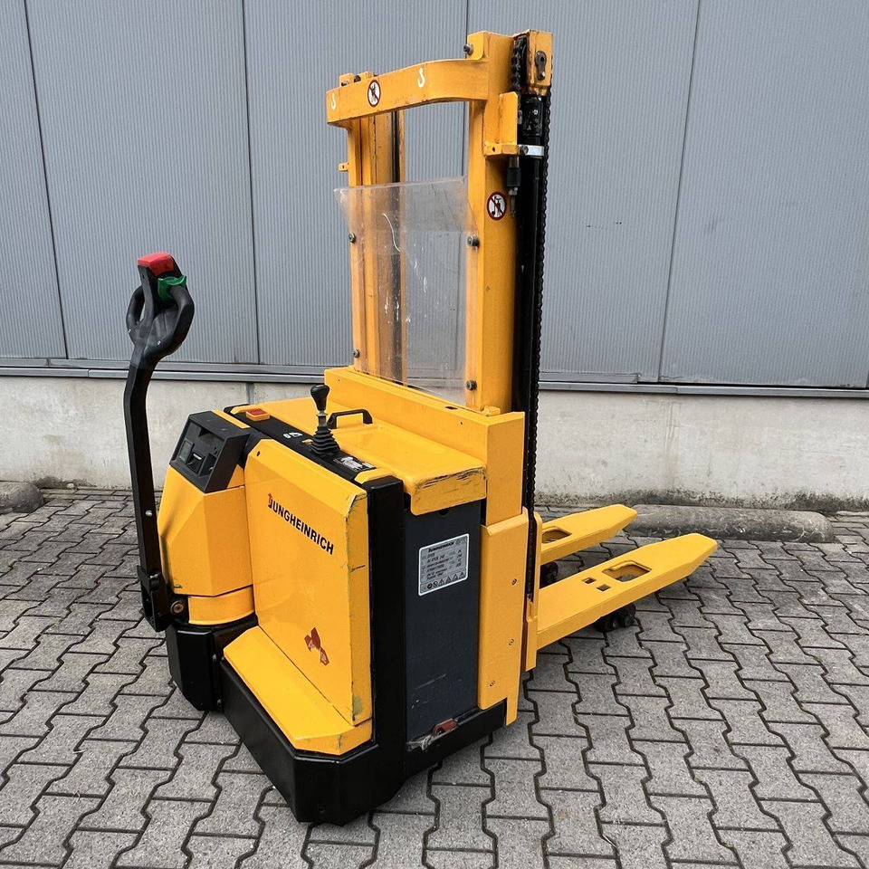 Jungheinrich EJC-Z16 - Krautņotājs: foto 1 Jungheinrich EJC-Z16 - Krautņotājs: foto 1