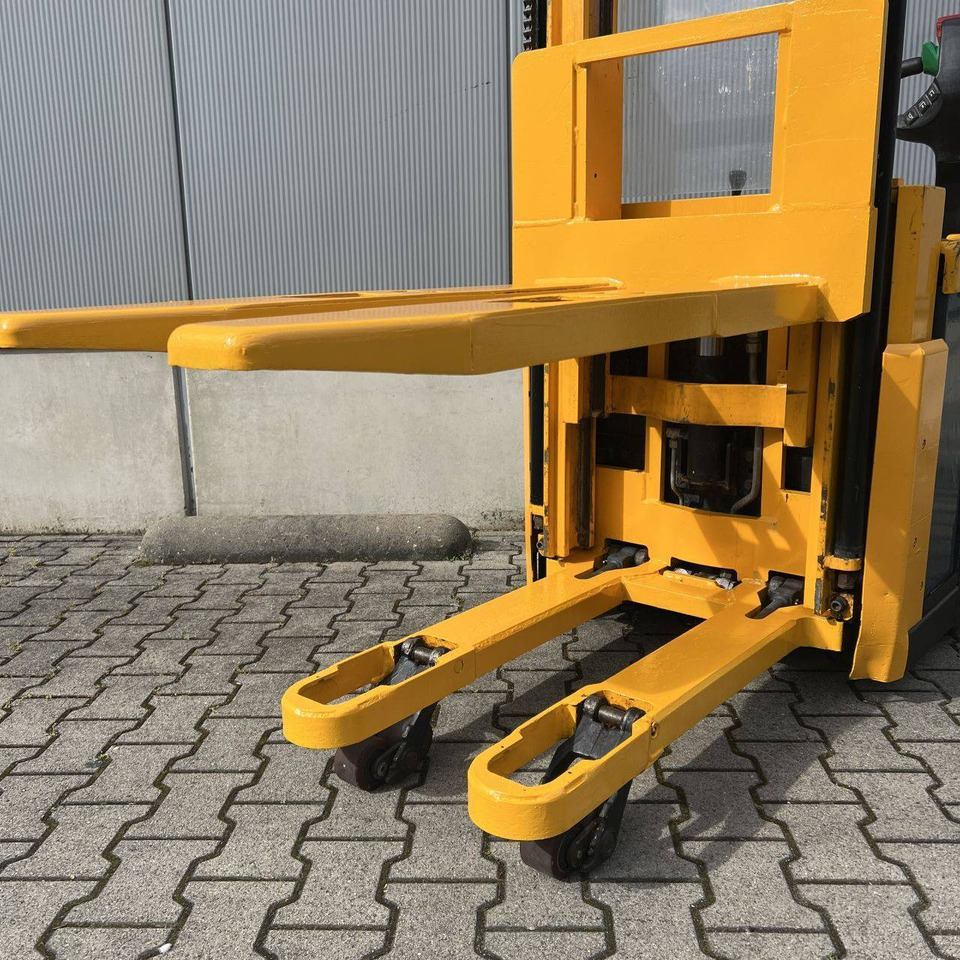 Jungheinrich EJC-Z16 - Krautņotājs: foto 3 Jungheinrich EJC-Z16 - Krautņotājs: foto 3