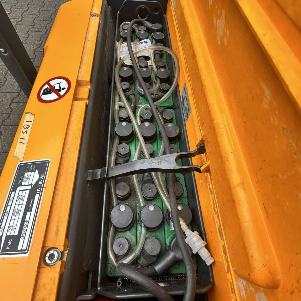 Jungheinrich EJC112 līzingu Jungheinrich EJC112: foto 8 Jungheinrich EJC112 līzingu Jungheinrich EJC112: foto 8