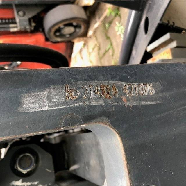 Kaup 360°Rotator fork clamp - Satvērējs: foto 1 Kaup 360°Rotator fork clamp - Satvērējs: foto 1