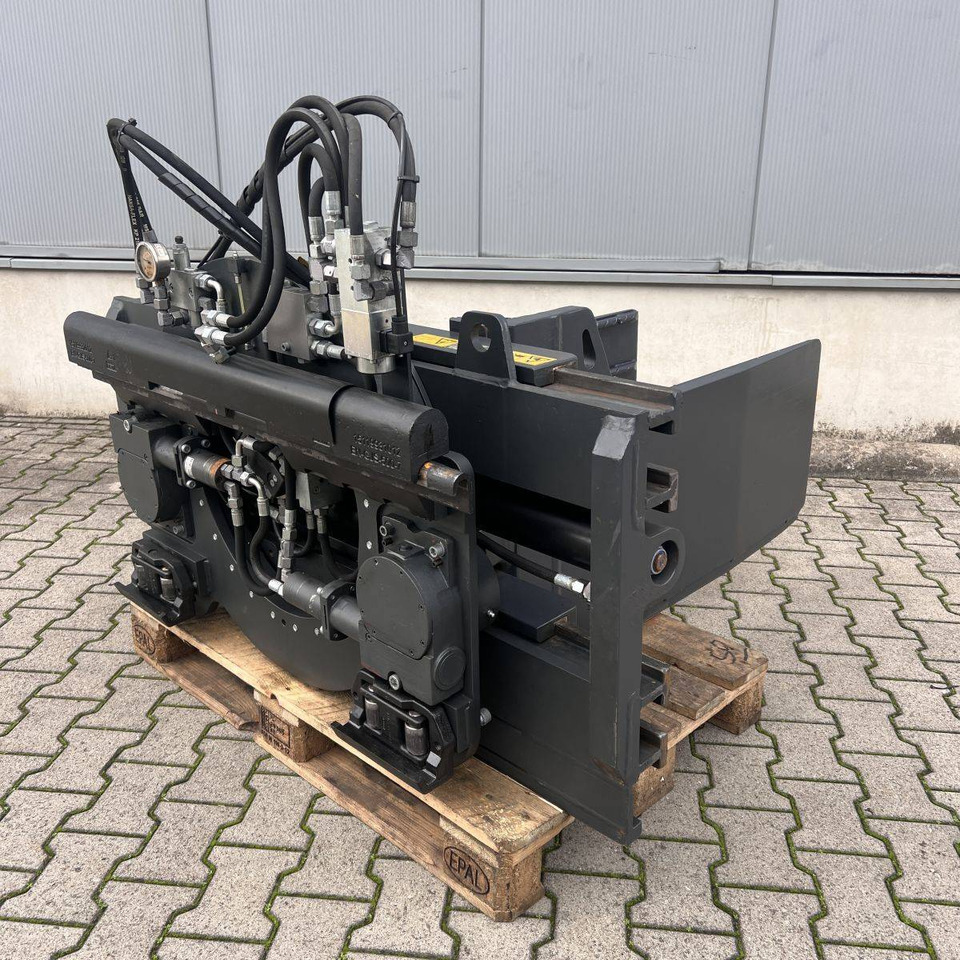 Kaup rotating baleclamp 4.8T493 - Satvērējs: foto 3 Kaup rotating baleclamp 4.8T493 - Satvērējs: foto 3