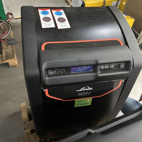 Linde 17-30V/225A LiIon-IGBT (2) - Elektrosistēma - Iekraušanas tehnika: foto 1 Linde 17-30V/225A LiIon-IGBT (2) - Elektrosistēma - Iekraušanas tehnika: foto 1