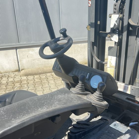 Elektroiekrāvējs Linde E14 (335-02): foto 8