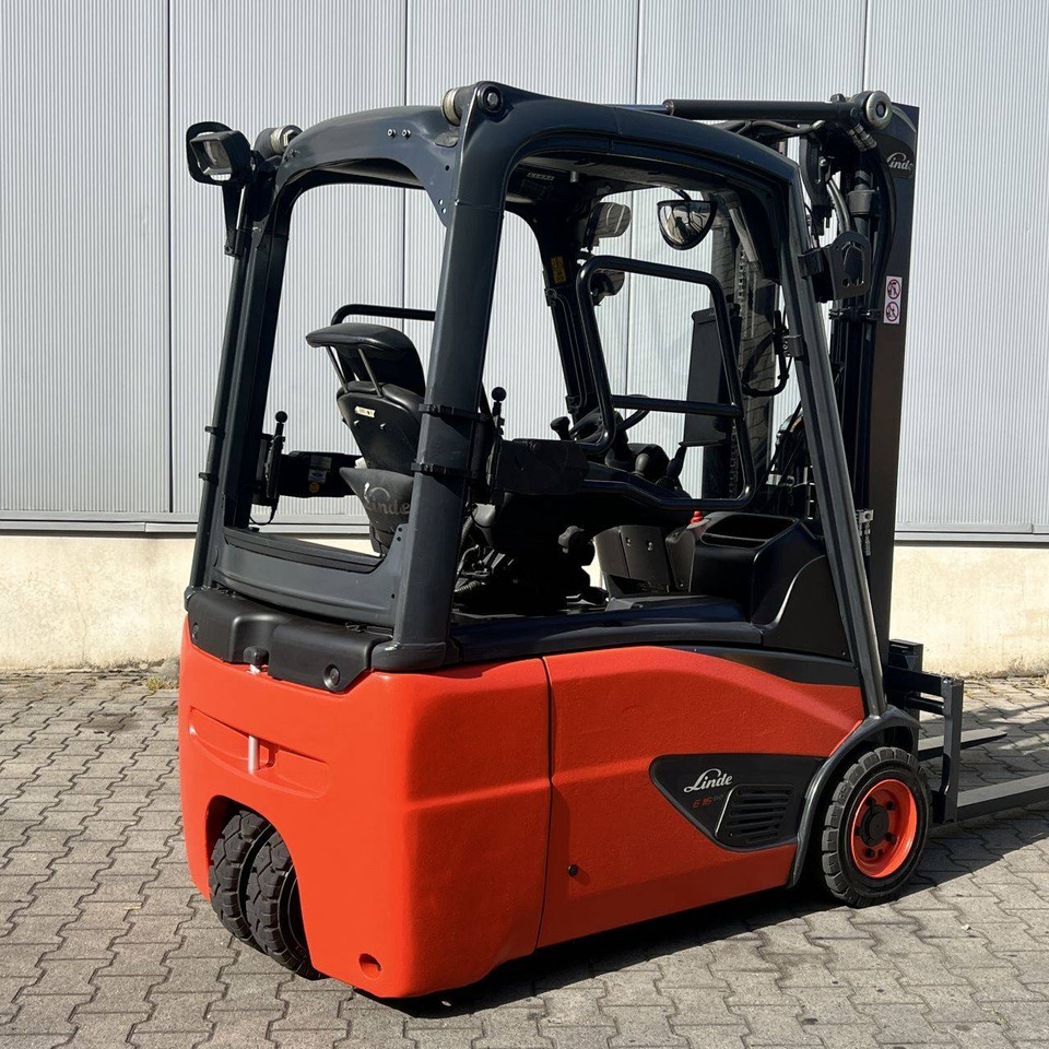 Linde E16 (386-02) EVO - Elektroiekrāvējs: foto 2 Linde E16 (386-02) EVO - Elektroiekrāvējs: foto 2
